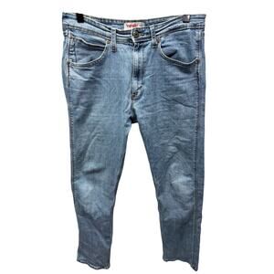 Wrangler Men’s regular fit Size 34X30 # K107